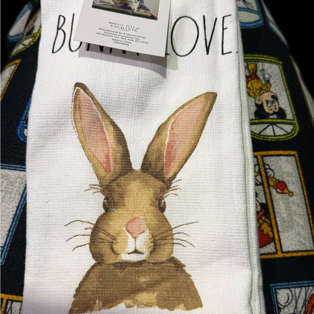 Rae Dunn White Kitchen Towels - set of 3- BUNNY LOVE- NWT - Picture 2 of 7